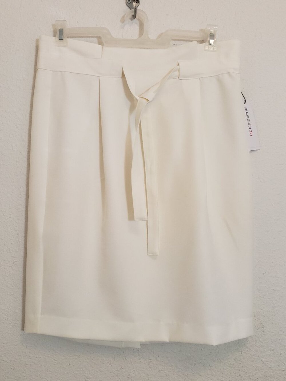 Liz Claiborne Tie Front Pleated Waist Skirt 12 Ivory Polyester Spandex NWT